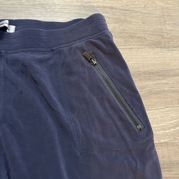 Abercrombie & Fitch Jogger Pants - Picture 3 of 12